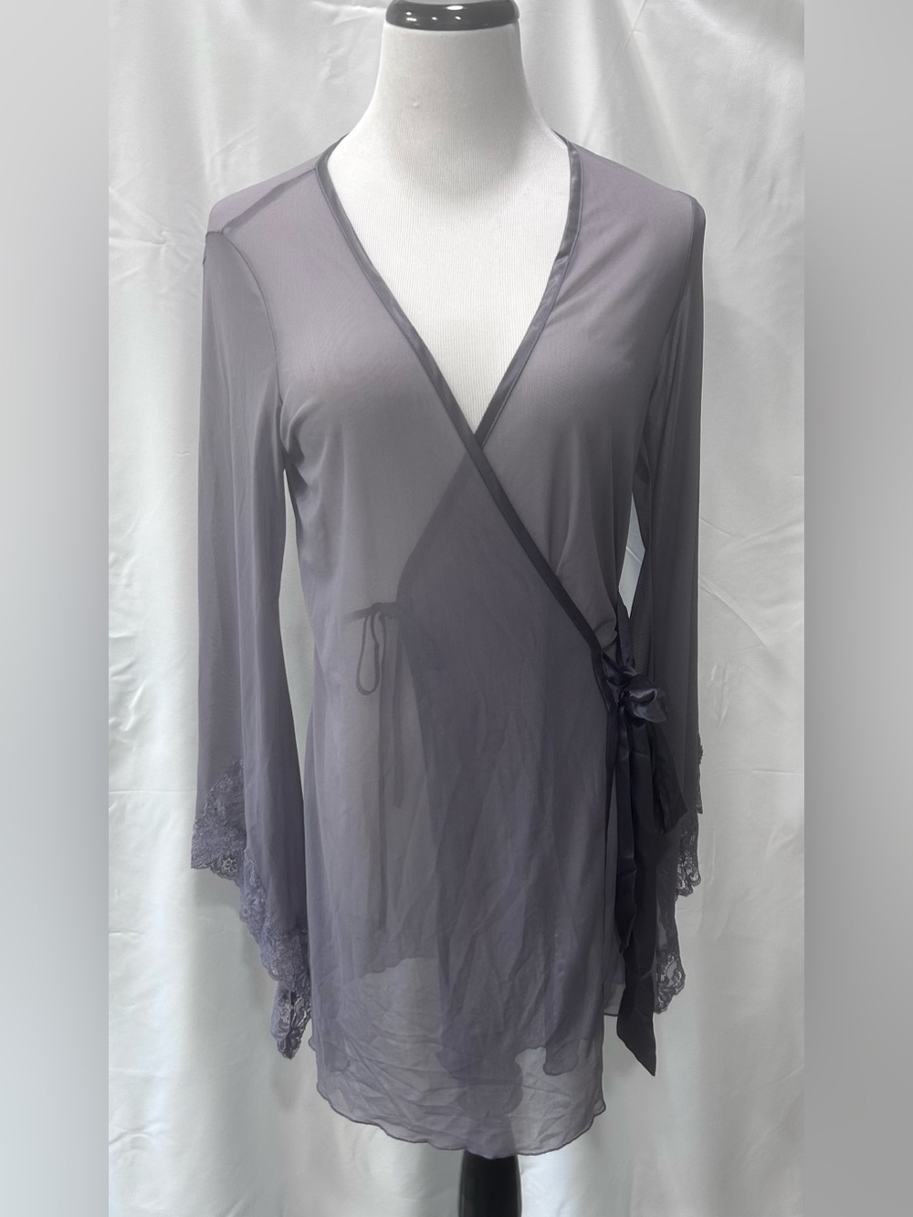 Fredericks of Hollywood Mesh Lace Trim Wrap Robe Medium Y2K Lingerie Lavender